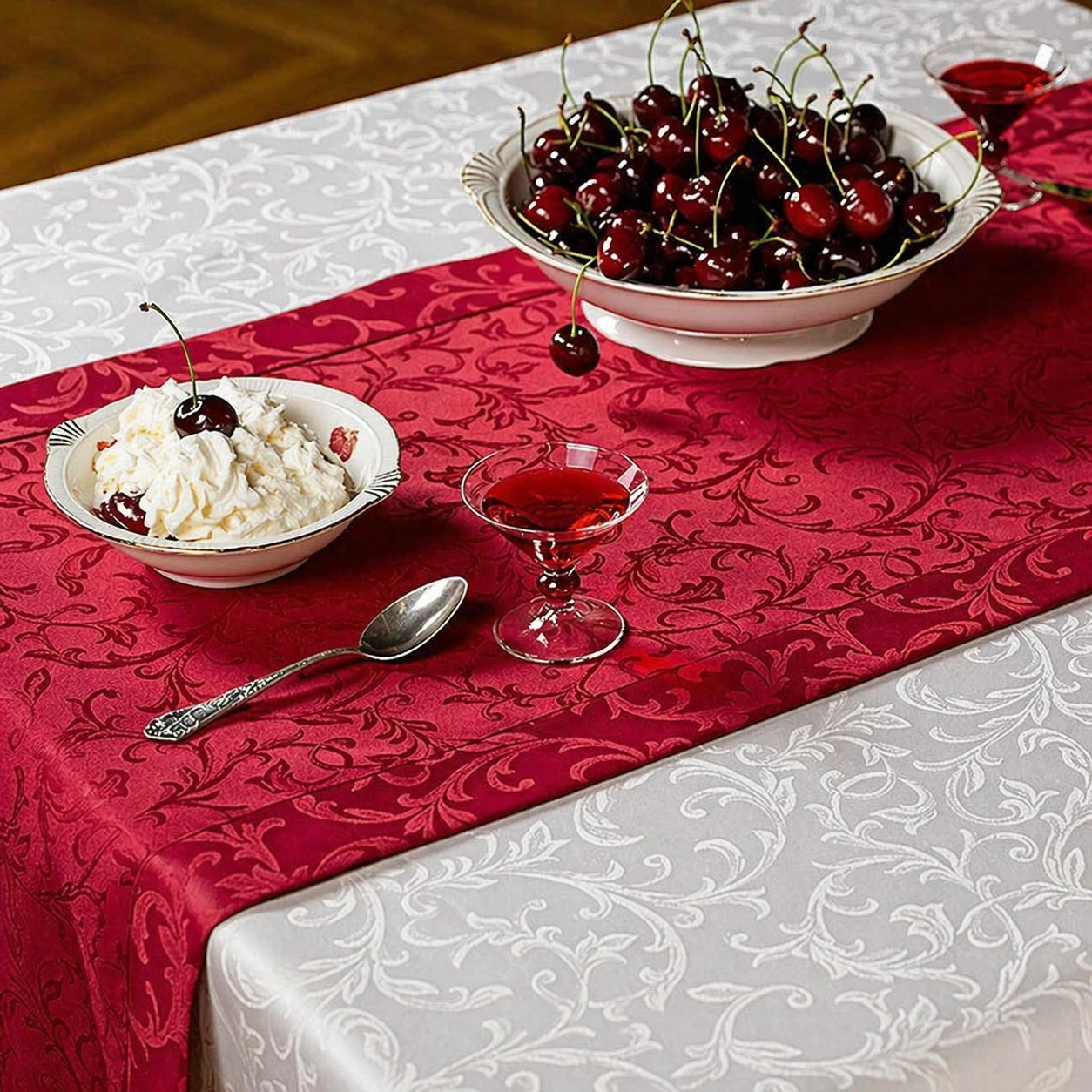 Obrus plamoodporny Ares