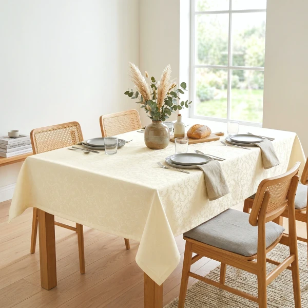 Obrus plamoodporny Ares