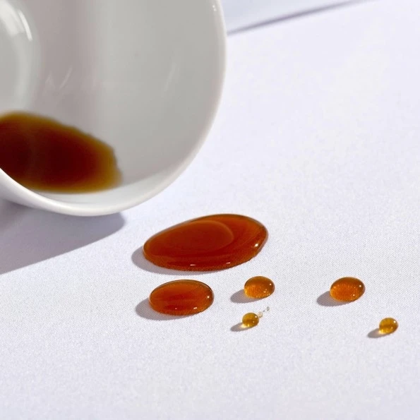 Obrus plamoodporny Dafne ecru z gipiurą G0609